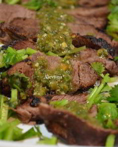 Стейк с соусом халапеньо Чимичурри