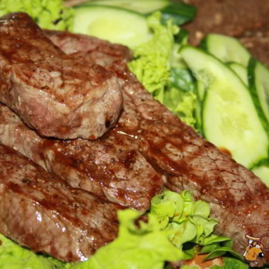 Рецепт стейков из мраморной говядины на сковороде-гриль