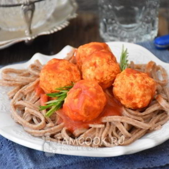 Рецепт куриных тефтелей в томатном соусе