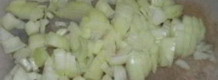 паровые тефтели в мультиварке. Шаг 2