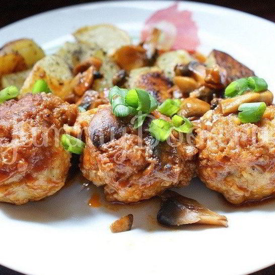 Рецепт рыбных тефтелей с грибныма соусома