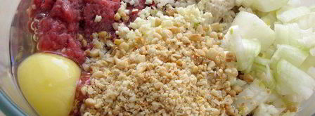 тефтели с кедровыми орешками в сливочном соусе. Шаг 5