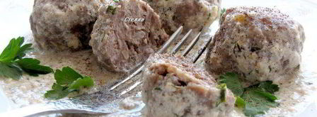 тефтели с кедровыми орешками в сливочном соусе. Шаг 10