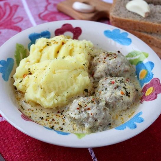 Рецепт тефтелей с подливкой в мультиварке