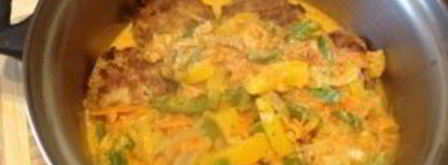 тефтели с рисом и овощным соусом. Шаг 11