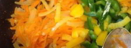 тефтели с рисом и овощным соусом. Шаг 8