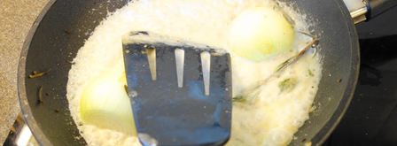 тефтели в сливочном соусе. Шаг 6