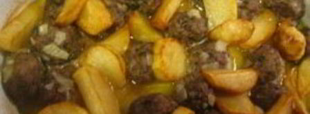 тушеная картошка с тефтелями. Шаг 3