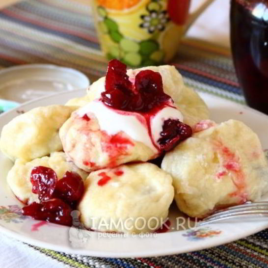 Рецепт ленивых вареников с вишней