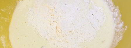 ленивые вареники с вишней. Шаг 5