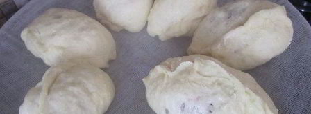 паровые вареники с вишней и клубникой. Шаг 6