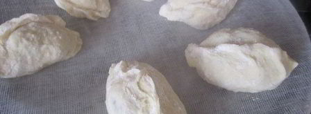 паровые вареники с вишней и клубникой. Шаг 9