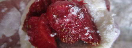 паровые вареники с вишней и клубникой. Шаг 11