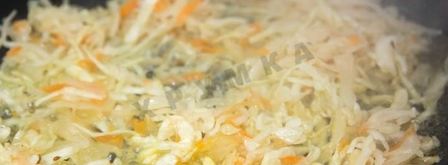 вареники с кислой капустой и мятым картофелем. Шаг 4