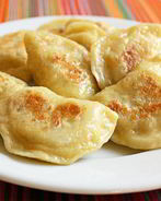 Вареники с помидорами