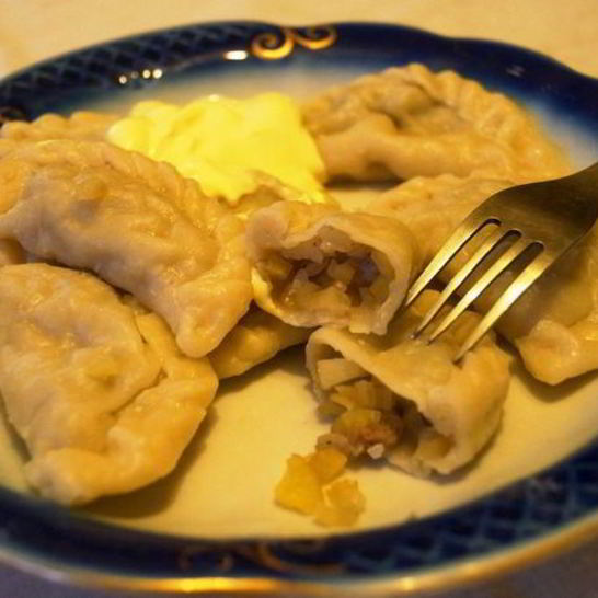 Рецепт вареников с рубленой картошкой и прослойкой