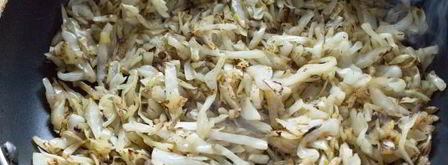 золотистые вареники с капустой. Шаг 8