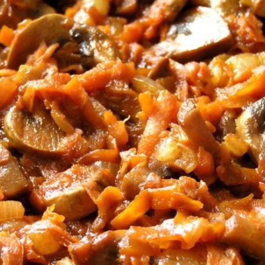 Рецепт жаркого из соевого мяса с грибами