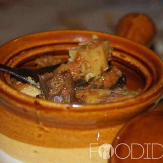 Рецепт жаркого из свинины в горшочках