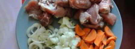 жаркое со свининой и картошкой. Шаг 2