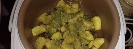 жаркое в мультиварке из свинины по-сельски. Шаг 5