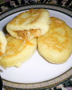 Картофельные зразы с начинкой из квашеной капусты