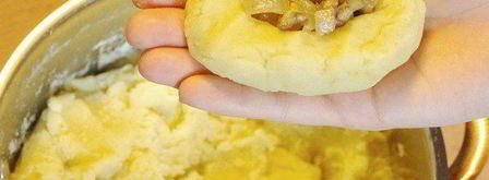 зразы картофельные с грибами и луком. Шаг 4