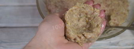 зразы мясные с яйцом. Шаг 11