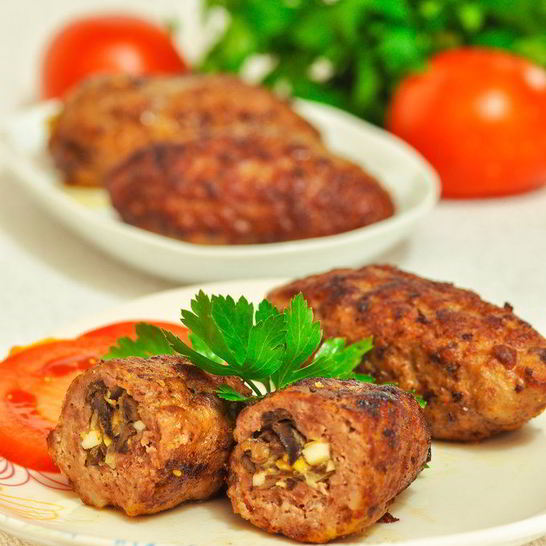 Рецепт зраз с грибами, луком и яйцом