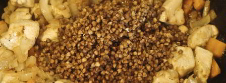 гречка с курицей в горшочке. Шаг 6