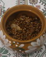 Гречка с мясом в горшочках