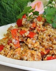 Гречневая каша с болгарским перцем и фаршем