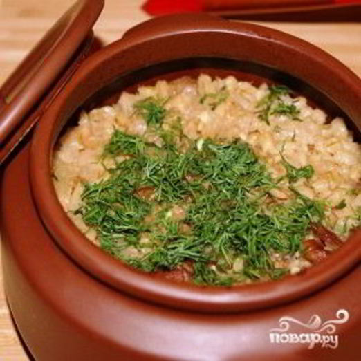 Каша с мясом в горшочке