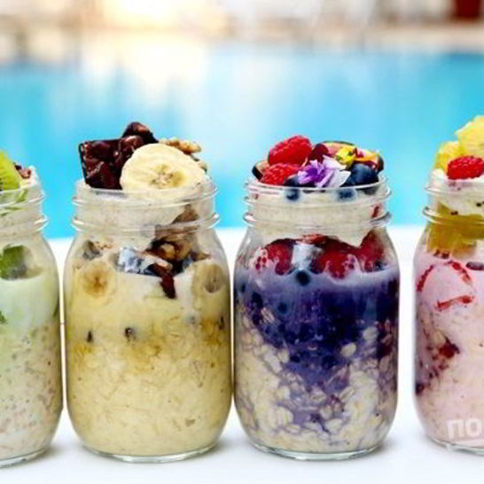 Рецепт овсянки в банке с отрубями и фруктами