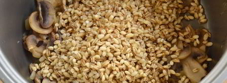 перловка с грибами в мультиварке. Шаг 10