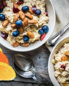 Ячневая каша на молоке для ребенка