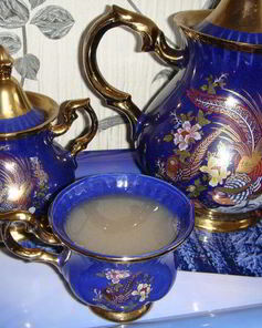 Согревающий пряный чай с хурмой