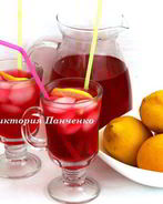 Клюквено-лимонный напиток