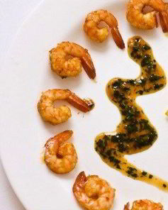 Креветочный коктейль с соусом из манго и базилика