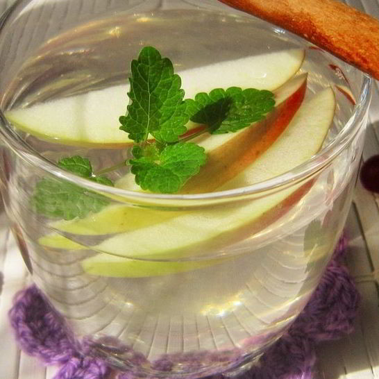 Рецепт напитка с яблоком и корицей