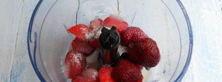 клубнично-черничный смузи. Шаг 3