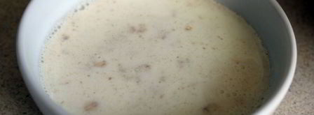 клубничный смузи с творогом и овсяными хлопьями. Шаг 2