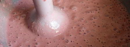 клубничный смузи с творогом и овсяными хлопьями. Шаг 5