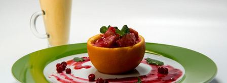 ленивые апельсиновые вареники с брусничным соусом и апельсиновым смузи. Шаг 7