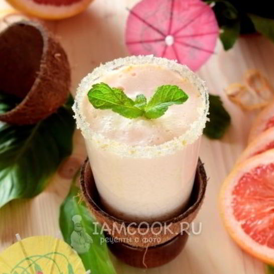 Рецепт смузей из красного грейпфрута и кокосового молока