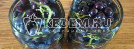 виноград в сиропе на зиму. Шаг 4