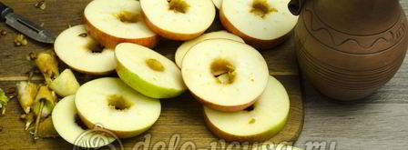 яблоки в сиропе с пряностями. Шаг 2