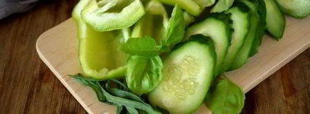 зеленый коктейль с огурцом и перцем. Шаг 5