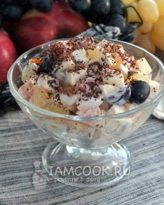 Фруктовый салат с корнем сельдерея