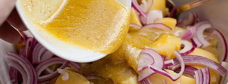 картофельный салат с красным луком. Шаг 8